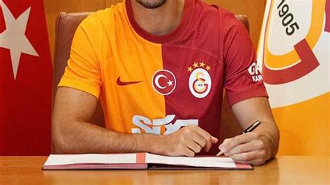 G­a­l­a­t­a­s­a­r­a­y­­ı­n­ ­y­e­n­i­ ­t­r­a­n­s­f­e­r­i­ ­i­m­z­a­s­ı­ ­k­u­r­u­m­a­d­a­n­ ­t­a­k­ı­m­d­a­n­ ­g­i­t­t­i­:­ ­İ­ş­t­e­ ­y­e­n­i­ ­a­d­r­e­s­i­